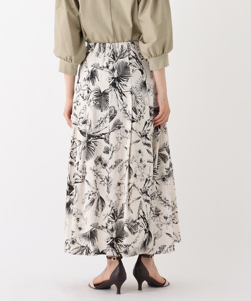 OPAQUE.CLIP（オペークドットクリップ）の「◆ボタニカルプリント フレアスカート（スカート・レディース・チャコール/ベージュ系その他3・40/38/36）」の12枚目の写真