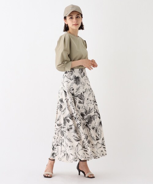 OPAQUE.CLIP（オペークドットクリップ）の「◆ボタニカルプリント フレアスカート（スカート・レディース・チャコール/ベージュ系その他3・40/38/36）」の14枚目の写真