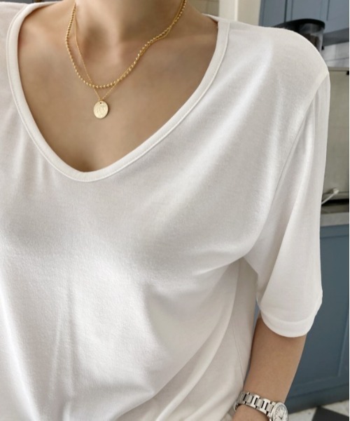 NANING9(ナンニング)の「NANING9 無地UネックTシャツ(Tシャツ/カットソー・レディース・ブラック/カーキ/アイボリー・LARGE/FREE)」の11枚目の写真