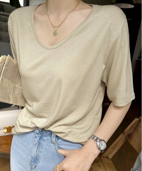 NANING9(ナンニング)の「NANING9 無地UネックTシャツ(Tシャツ/カットソー・レディース・ブラック/カーキ/アイボリー・LARGE/FREE)」の4枚目の写真