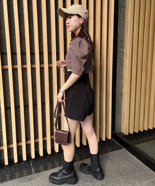 one after another NICE CLAUP(ワンアフターアナザーナイスクラップ)の「タンク底レースアップショートブーツ(ブーツ・レディース・ブラック/ブラウン/アイボリー・SMALL/MEDIUM/LARGE)」の21枚目の写真