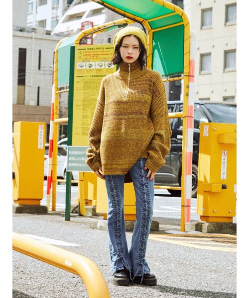 jouetie（ジュエティ）の「ルーズハーフZIPニット（ニット/セーター・レディース・ブラック/パープル/イエロー・MEDIUM）」の5枚目の写真