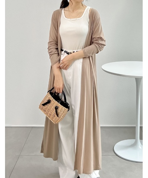 Re:EDIT（リエディ）の「[シリーズ累計7万枚HIT][UVカット][接触冷感][洗濯機で洗える][大きいサイズ有]2丈から選べるロングカーディガン（カーディガン/ボレロ・レディース・ブラック/モカ/ブラック系その他/ブラウン系その他/ベージュ系その他/ライトベージュ/ブラウン/テラコッタ/ブラウン系その他2/オレンジ系その他・MEDIUM/LARGE/X-LARGE）」の5枚目の写真