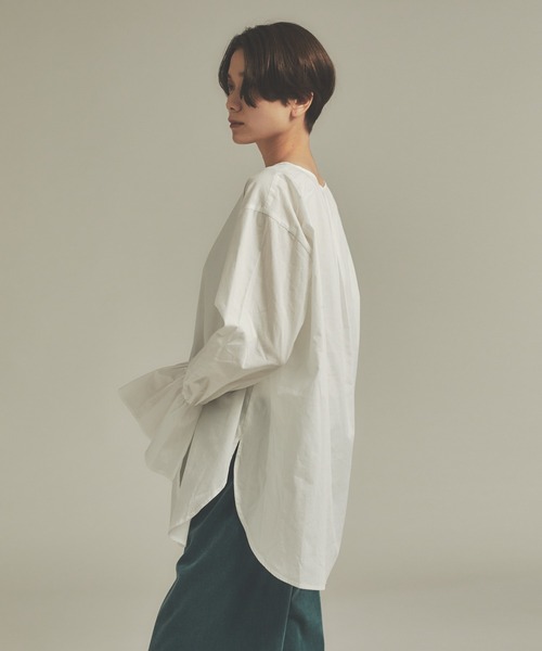 qualite（カリテ）の「シャツレイヤードニット（ニット/セーター・レディース・ブラック/ベージュ/セージグリーン・フリー）」の13枚目の写真