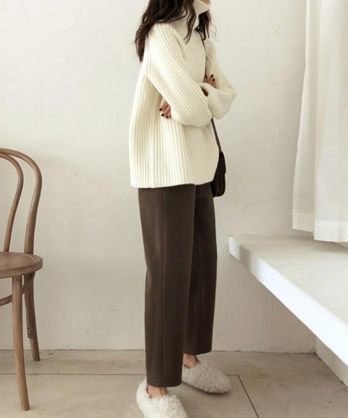 CLEA（クレア）の「コーデュロイテーパードイージーパンツ（その他パンツ・レディース・アイボリー/ブラック/ブラウン・FREE）」の9枚目の写真
