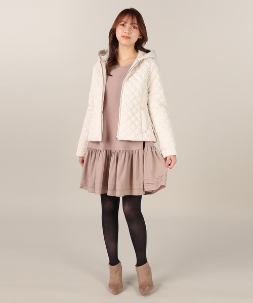 LAISSE PASSE（レッセパッセ）の「Ａラインミニニットワンピース（ワンピース・レディース・ブルー/グレイッシュベージュ/ブラック・SMALL/MEDIUM）」の17枚目の写真