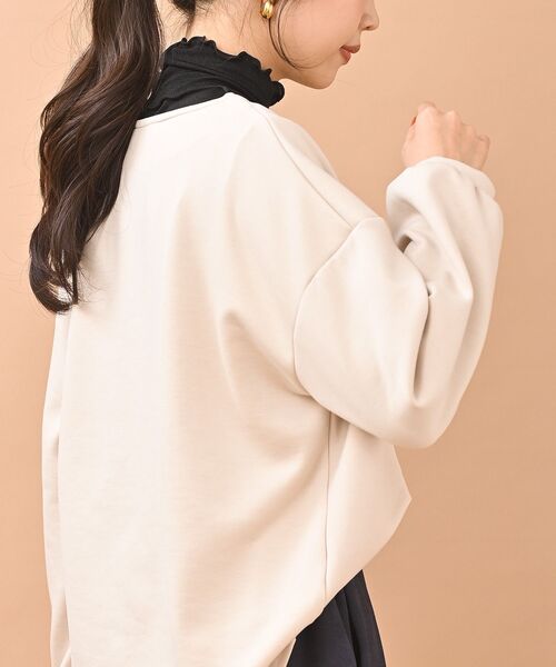 rps(アールピーエス)の「パール使いダンボールカットプルオーバー(Tシャツ/カットソー・レディース・ネイビー/アイボリー・フリー)」の4枚目の写真