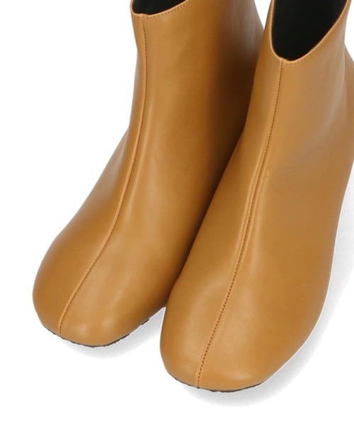WA ORiental TRaffic（ダブルエーオリエンタルトラフィック）の「ラウンドトゥ変形ヒールブーツ 22407（ブーツ・レディース・ブラウン/ベージュ/ブラック・S/M/L/LL/3L/SS）」の21枚目の写真