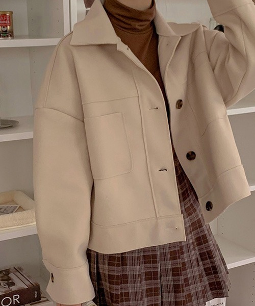 SONA(ソナ)の「SONYUNARA カラークロップコート(ダウンジャケット/コート・レディース・ベージュ・FREE)」の1枚目の写真