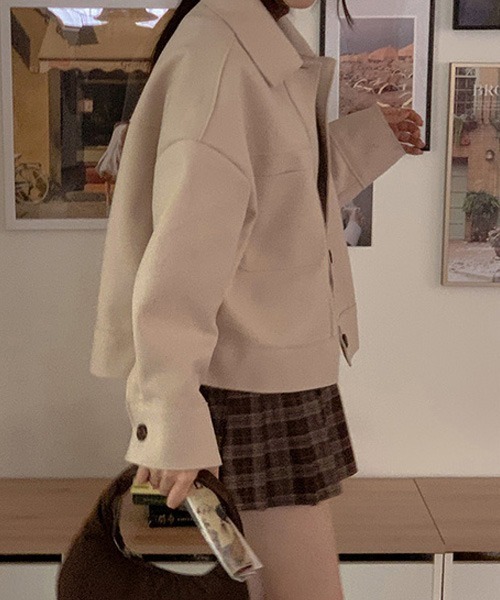 SONA(ソナ)の「SONYUNARA カラークロップコート(ダウンジャケット/コート・レディース・ベージュ・FREE)」の8枚目の写真