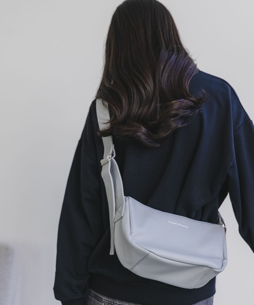 repipi armario（レピピ アルマリオ）の「PUラウンドショルダー（ショルダーバッグ・キッズ・グレー/ブラック/ホワイト・FREE）」の3枚目の写真