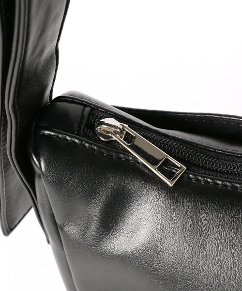 repipi armario（レピピ アルマリオ）の「PUラウンドショルダー（ショルダーバッグ・キッズ・グレー/ブラック/ホワイト・FREE）」の9枚目の写真