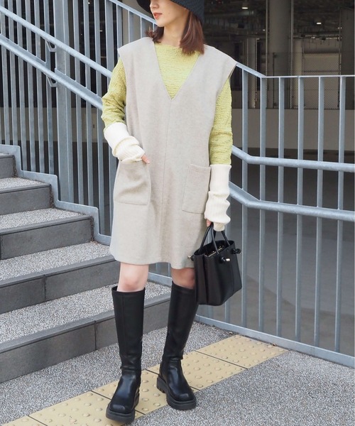 tiptop（ティップトップ）の「【選べる2タイプ/2023年AW新色登場】ウールライクVネックミニワンピース（ジャンパースカート・レディース・アイボリー/ブラック/ブラック系その他/グレー/ベージュ/ブラウン・FREE）」の21枚目の写真