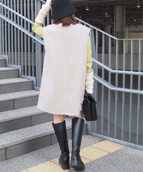 tiptop（ティップトップ）の「【選べる2タイプ/2023年AW新色登場】ウールライクVネックミニワンピース（ジャンパースカート・レディース・アイボリー/ブラック/ブラック系その他/グレー/ベージュ/ブラウン・FREE）」の8枚目の写真