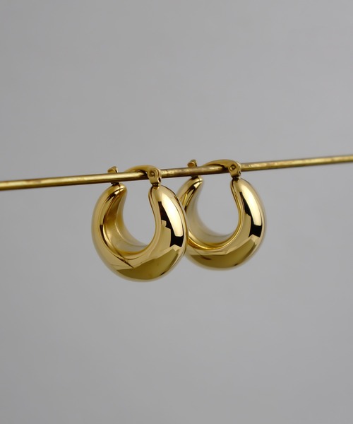 ieLS(イエルズ)の「金属アレルギー対応 「ieLS」 ステンレス クロッシング サークル ボリュームフープピアス(ピアス(両耳用)・メンズ・ゴールド/シルバー・ONE SIZE)」の8枚目の写真