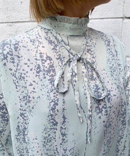 ＪＵＧＬＡＮＳ（ユグランス）の「☆ 女性らしさ際立つ。ニュアンス柄フリル襟リボンブラウス　U1760（シャツ/ブラウス・レディース・オフホワイト/オレンジ・FREE）」の15枚目の写真