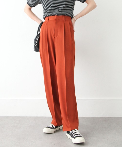 Chillfar（チルファー）の「ハイウエストテーパードスラックスパンツ（スラックス・レディース・オレンジ/グリーン/ダークブラウン/ピンク/カーキ/ブラック/アイボリー/グレー・MEDIUM/LARGE）」の8枚目の写真