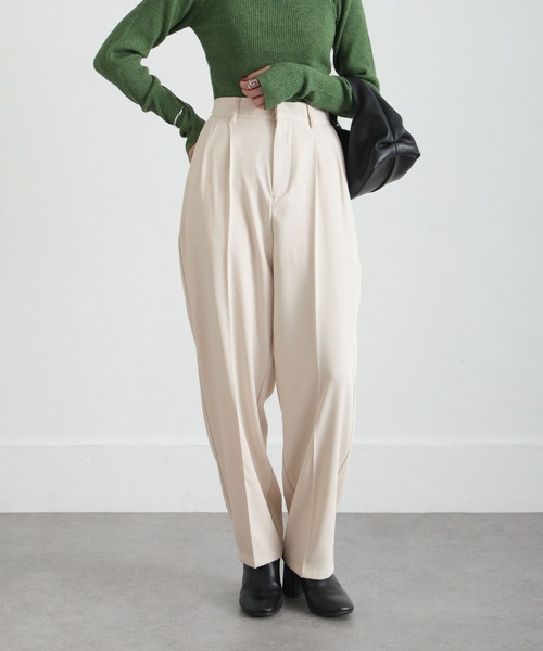 Chillfar（チルファー）の「ハイウエストテーパードスラックスパンツ（スラックス・レディース・オレンジ/グリーン/ダークブラウン/ピンク/カーキ/ブラック/アイボリー/グレー・MEDIUM/LARGE）」の9枚目の写真