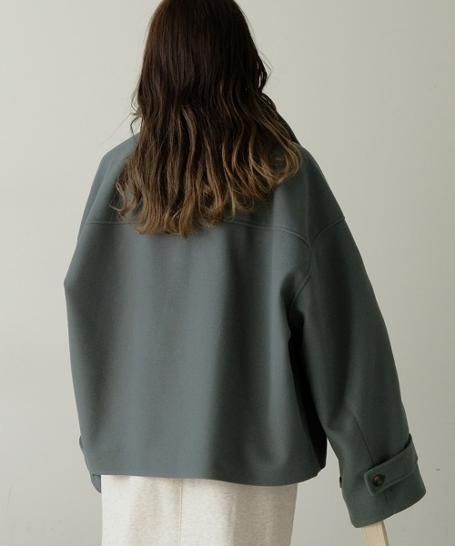 Bab（バブ）の「スタンドネックショートコート（ステンカラーコート・レディース・グリーン/ベージュ/ブラック・M）」の8枚目の写真