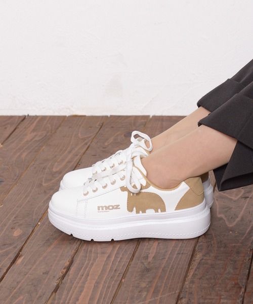 moz（モズ）の「moz(モズ)厚底ビックロゴスニーカー（スニーカー・レディース・ピンク/ブラック/ベージュ/ブルー/マルチ/ミント/グレー系その他/ベージュ系その他/ホワイト/グレイッシュベージュ/ブラック×ホワイト/ライトブルー/シルバー/モカ/インディゴブルー・M/L/LL/S）」の6枚目の写真