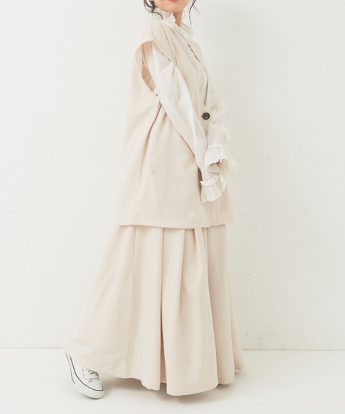 Libra Cue（リブラ キュー）の「タックボリュームロングスカート（スカート・レディース・アイボリー/ブラック・FREE）」の21枚目の写真