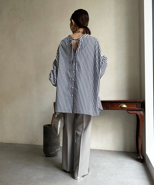 DouDou（ドゥドゥ）の「前後2WAYストライプブラウス（シャツ/ブラウス・レディース・ネイビー/バイオレット・FREE）」の14枚目の写真