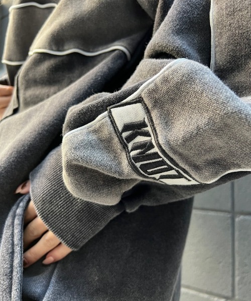 ROGER AND RAW（ロジャーアンドロウ）の「バイカラーパイピングスウェットフーディー（パーカー・レディース・ホワイト/ブラック/グリーン・MEDIUM）」の17枚目の写真