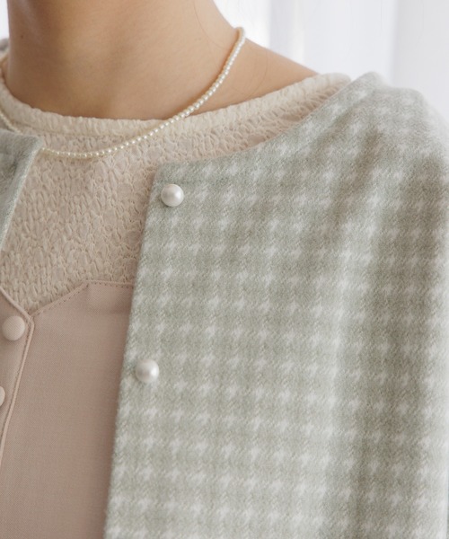 flower（フラワー）の「パーリーチェックトップ（カーディガン/ボレロ・レディース・ベージュ/カーキ・FREE）」の9枚目の写真