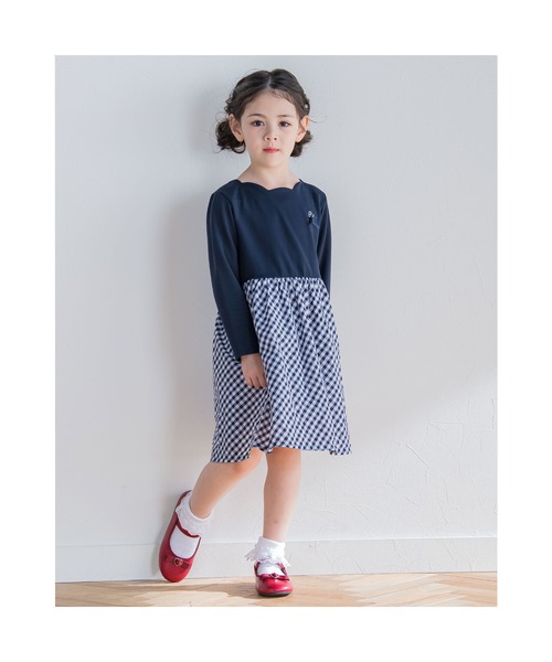 BeBe(ベベ)の「BeBe/ポンチ ギンガム チェック ドッキング ワンピース (90~150cm)(ワンピース・キッズ・ブルー系その他・140/90/120/150/110/100/130)」の4枚目の写真