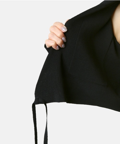 LE CIEL BLEU(ルシェルブルー)の「テーラードニットトップ / Tailored Knit Top(カーディガン/ボレロ・レディース・ベージュ/ブラック・36)」の14枚目の写真