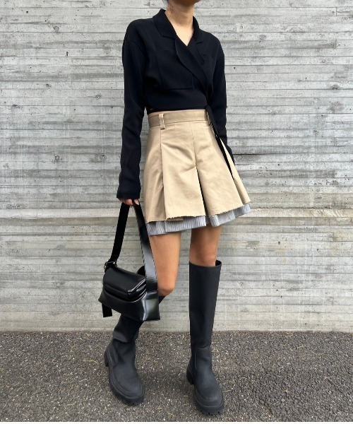 LE CIEL BLEU(ルシェルブルー)の「テーラードニットトップ / Tailored Knit Top(カーディガン/ボレロ・レディース・ベージュ/ブラック・36)」の19枚目の写真