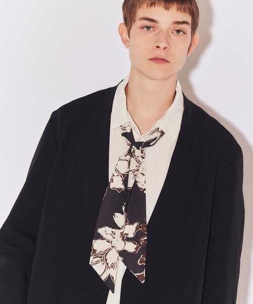 tk.TAKEO KIKUCHI（ティーケータケオキクチ）の「◆柄スカーフ（バンダナ/スカーフ・メンズ・ブラック系3/ダークブラウン系3/ネイビー系3/イエロー系9/ベージュ系3・00）」の3枚目の写真