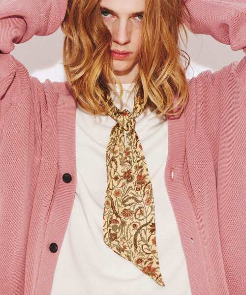 tk.TAKEO KIKUCHI（ティーケータケオキクチ）の「◆柄スカーフ（バンダナ/スカーフ・メンズ・ブラック系3/ダークブラウン系3/ネイビー系3/イエロー系9/ベージュ系3・00）」の4枚目の写真