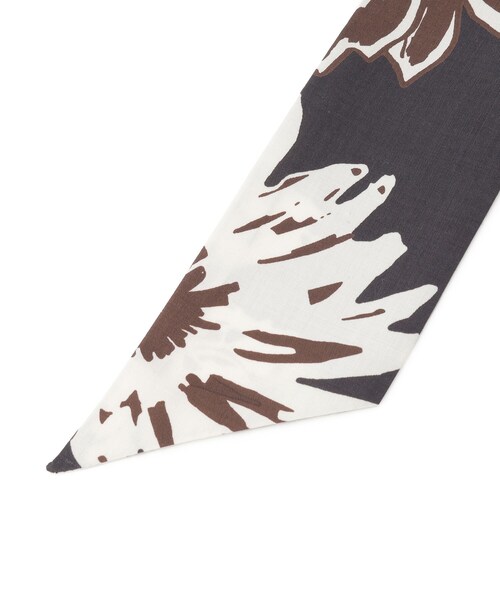 tk.TAKEO KIKUCHI（ティーケータケオキクチ）の「◆柄スカーフ（バンダナ/スカーフ・メンズ・ブラック系3/ダークブラウン系3/ネイビー系3/イエロー系9/ベージュ系3・00）」の8枚目の写真