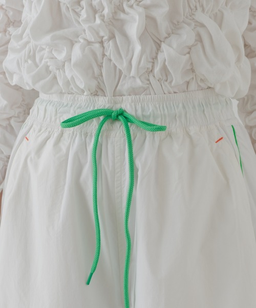 Kastane（カスタネ）の「【DISCUS別注】ナイロンジョガーパンツ（その他パンツ・レディース・ホワイト/チャコールグレー/レッド・1/2）」の11枚目の写真