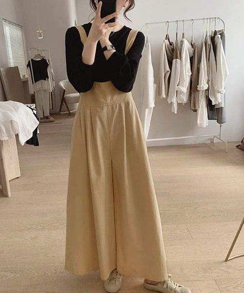 gossip!ロサンゼルス(ゴシップロサンゼルス)の「オールインワン ワイドパンツサロペット(サロペット/オーバーオール・レディース・カーキ/ブラック/ベージュ・FREE)」の2枚目の写真