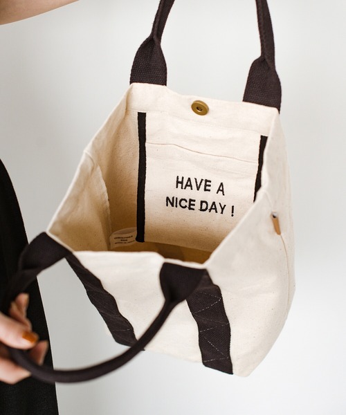 haco!（ハコ）の「【Threev】ロゴ刺繍入りトートバッグ（トートバッグ・レディース・キナリ/ブラック・ONE SIZE）」の16枚目の写真