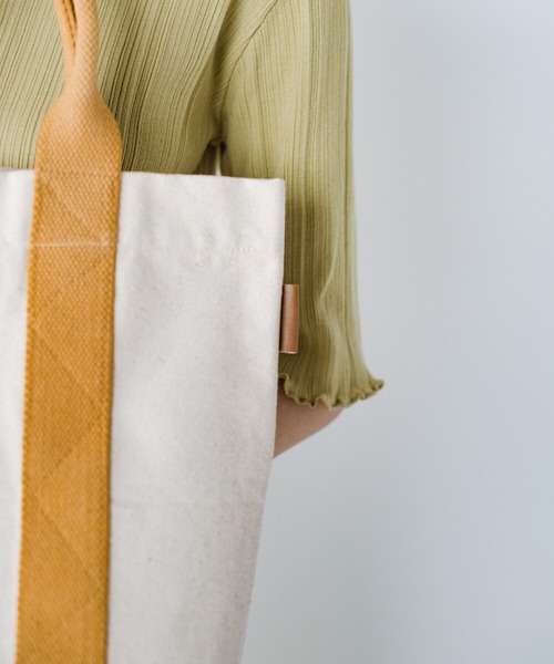 haco!（ハコ）の「【Threev】ロゴ刺繍入りトートバッグ（トートバッグ・レディース・キナリ/ブラック・ONE SIZE）」の11枚目の写真