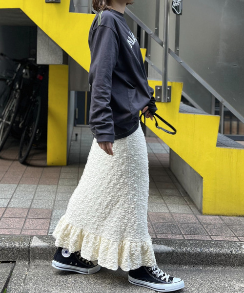 mi via loca（ミヴィアロカ）の「花柄レースジャガードペプラムスカート（スカート・レディース・ブラック/イエロー/アイボリー/オフホワイト・FREE）」の21枚目の写真