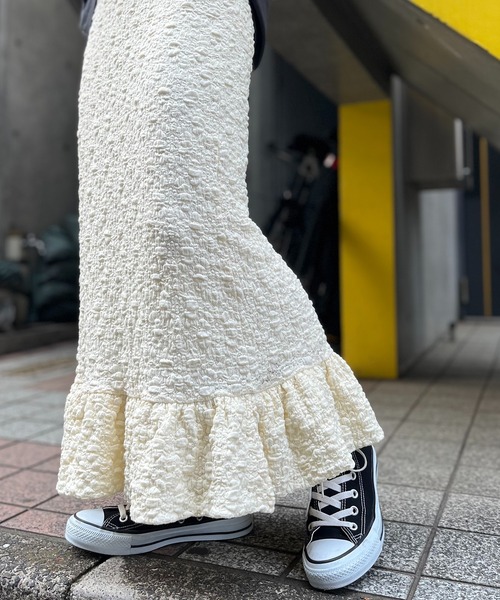 mi via loca（ミヴィアロカ）の「花柄レースジャガードペプラムスカート（スカート・レディース・ブラック/イエロー/アイボリー/オフホワイト・FREE）」の20枚目の写真