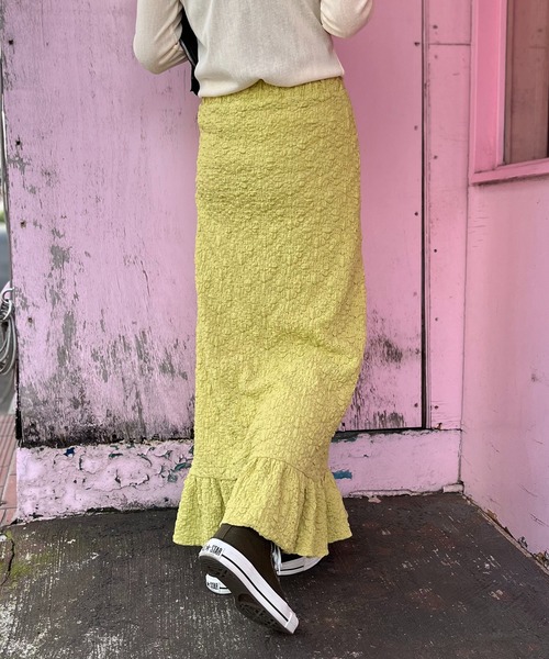 mi via loca（ミヴィアロカ）の「花柄レースジャガードペプラムスカート（スカート・レディース・ブラック/イエロー/アイボリー/オフホワイト・FREE）」の12枚目の写真