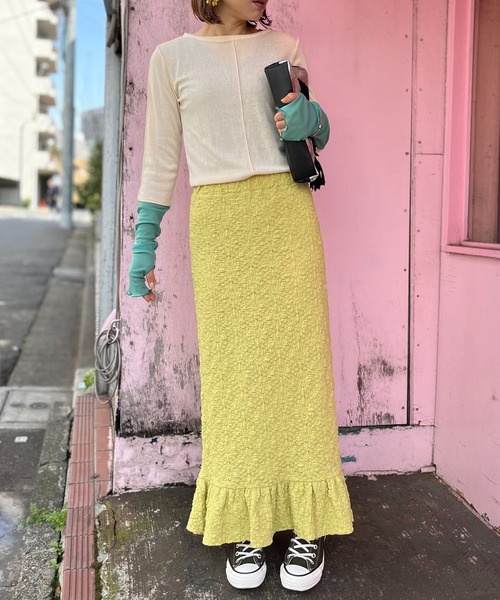 mi via loca（ミヴィアロカ）の「花柄レースジャガードペプラムスカート（スカート・レディース・ブラック/イエロー/アイボリー/オフホワイト・FREE）」の14枚目の写真