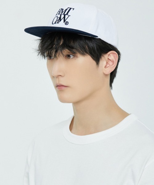 ROMANTIC CROWN(ロマンティッククラウン)の「A'GEM/9 × .kom『ROMANTIC CROWN/ロマンティッククラウン』BOLD LOGO BALL CAP/ボールドロゴ CAP(キャップ・レディース・ネイビー/グリーン・FREE)」の6枚目の写真