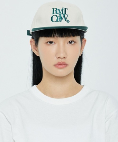 ROMANTIC CROWN(ロマンティッククラウン)の「A'GEM/9 × .kom『ROMANTIC CROWN/ロマンティッククラウン』BOLD LOGO BALL CAP/ボールドロゴ CAP(キャップ・レディース・ネイビー/グリーン・FREE)」の4枚目の写真