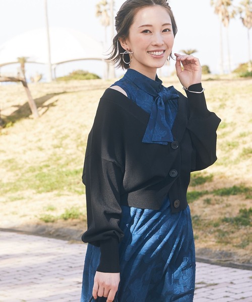 Andemiu（アンデミュウ）の「【藤原望未さんコラボ】2WAYVネック