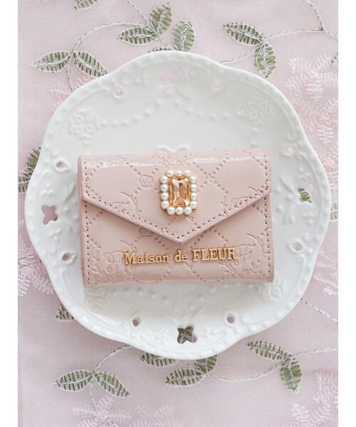 Maison de FLEUR（メゾンドフルール）の「エナメルモノグラム