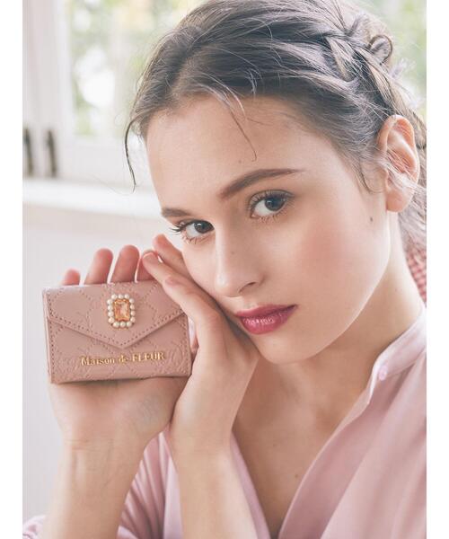 【新品】Maison de FLEURꕤエナメルモノグラムキーケース Maison de FLEUR（メゾンドフルール）の「エナメルモノグラム