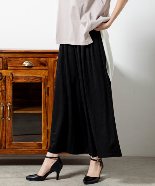 MILLION CARATS（ミリオンカラッツ）の「接触冷感フレアタックパンツ（その他パンツ・レディース・ブラック/キャメル・FREE）」の10枚目の写真