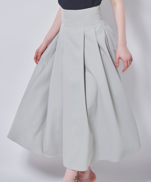 31 Sons de mode（トランテアン　ソン　ドゥ　モード）の「後ろバルーンタフタスカート（スカート・レディース・ライトグリーン/ブラック/ベージュ・36/38）」の2枚目の写真