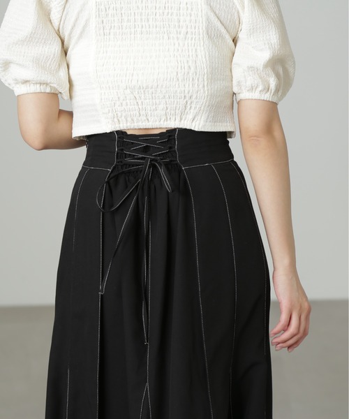 FREE'S MART（フリーズマート）の「[低身長サイズ/Sシリーズ]配色ステッチバックレースアップスカート（スカート・レディース・ブラウン/ブラック・MEDIUM/SMALL/X-SMALL）」の7枚目の写真